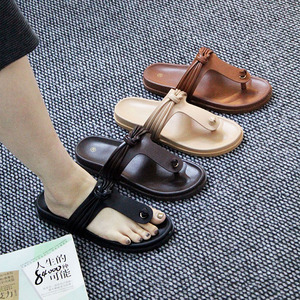Sandalias y Pantuflas Planas de Verano para Mujer, Modernas, Duraderas, Casuales, de Diseño Nuevo y de Alta Calidad - Product Image 1