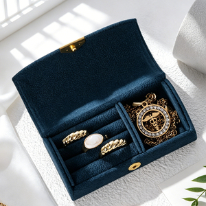 Boîte à bijoux en velours portable, étui organisateur de bagues avec fermeture à pression, rangement de voyage pour bagues, boucles d'oreilles, colliers - Product Image 4