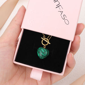 Collier Pendentif Cœur Tendance en Acier Inoxydable Plaqué Or/Argent, Bijoux Unisexe Personnalisables OEM/ODM, en Stock - Product Image 2