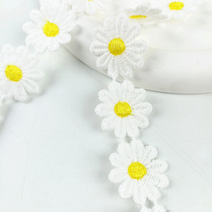 Premium Polyester Water Soluble Chemical Lace Daisy <strong>Sunflower</strong> <strong>Embroidered</strong> Trim for Garment Accessories Home Textile Decoration - Product Image 3