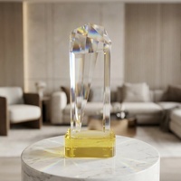Trophée en cristal K9 personnalisé, directement de l'usine, avec base jaune et plaque en verre transparent, reconnaissance d'excellence pour les entreprises