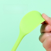 Spatule flexible en silicone de qualité alimentaire, résistante à la chaleur, en une seule pièce, pour la pâtisserie et le mélange, vente en gros