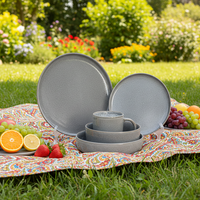Service de table en céramique gris classique 4 pièces |   Lave-vaisselle et micro-ondes compatibles |   Assiettes, bols et tasses de qualité supérieure