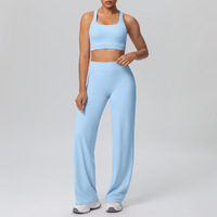 Ensemble de yoga 2 pièces personnalisé avec logo, soutien-gorge de sport à fort impact découpé couleur chair et pantalon de yoga évasé à jambe droite, ensemble de fitness pour femme