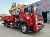 Camion à plat SINOTRUK HOWO 6300KGS 190HP avec grue de 6.3 tonnes
