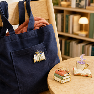 เข็มกลัดเคลือบลายหนังสือสุดน่ารักสำหรับคนรักหนังสือ - Product Image 3