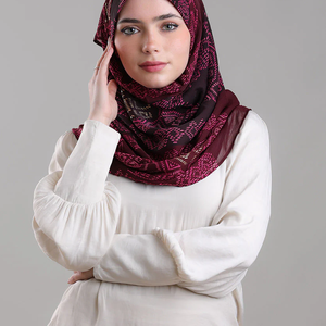Hijab imprimé en mousseline de soie Offre Spéciale personnalisé de qualité supérieure pour les femmes musulmanes Collection d'automne pour la culture islamique du Moyen-Orient - Product Image 6