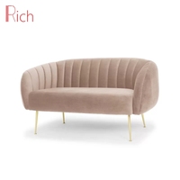Banc-canapé en tissu velours au design moderne avec pieds en métal doré pour la maison, le salon, les meubles, l'hôtel, le hall, la villa, les événements de mariage