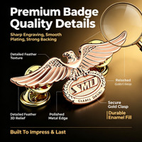 Badge métallique personnalisé en alliage de zinc, design ailes d'aigle, finition or rose, logo en relief 3D, épingles pour club de marque Honor sur mesure