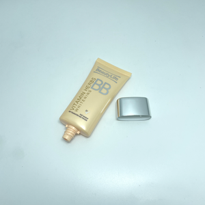 Diseño de Envases para Cuidado de la Piel, Tubo Ovalado y Grueso de PE para Protector Solar de 50 ml con Impresión Offset Brillante, Estampado en Caliente y Tapa de Rosca - Product Image 1