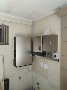 Dyness Powerbox Pro 51.2v 200ah 10kwh Batterie solaire murale au lithium Powerwall 10kw BMS intelligent 6000 cycles 10 ans de garantie - Product Image 5