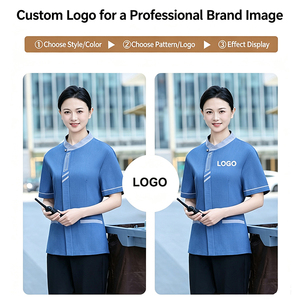 Uniforme Elástico para <span class=keywords><strong>Servicio</strong></span> Doméstico, Hospital, Hotel, Limpieza, Conjunto de Blusa y Pantalón a Rayas con Cuello en V, Marca Privada - Product Image 2