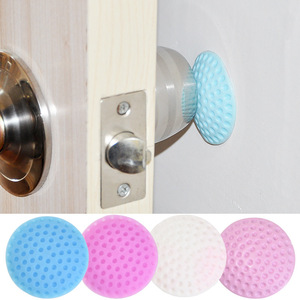 Soumei Hidemi - Cubierta para manija de puerta, almohadilla esférica de plástico anticolisión para protección de seguridad, color blanco, rosa, morado, azul, cinta de 3 m - Product Image 5