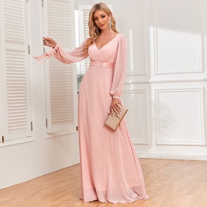 Robe longue de demoiselle d'honneur élégante en mousseline unie avec dentelle, écologique, à manches longues, pour femme, collection automne, vente en gros - Product Image 5