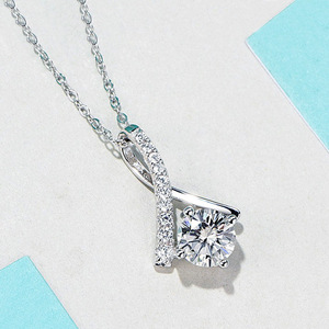 Collier pendentif éventail pour femme, breloque en forme de V, bijoux tendance - Product Image 6