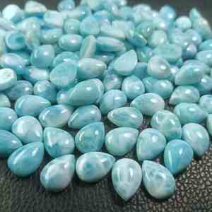 Vente en gros de pierres précieuses semi-précieuses naturelles lisses Larimar Cabochon Stone Blue Moissanite Poire Cut IGI Certificate pour pierres précieuses en vrac - Product Image 1