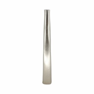 Vaso in metallo con dettagli a intaglio, moderno vaso decorativo per fiori, da esporre sul tavolo del soggiorno - Product Image 3