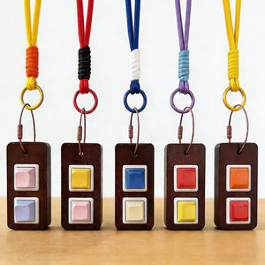 Stress Relief Keychain Wood Keycap Keyboard Style Novel Design Stress Relief Small Gift Button Click Portable Keycap Keychain