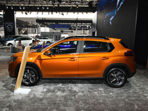 Nuevo Dongfeng Citroën <span class=keywords><strong>C3</strong></span>-XR, SUV <span class=keywords><strong>Pequeño</strong></span> de 5 Puertas, 5 Asientos, Motor de Gasolina 1.2T 116HP, Euro VI, Asientos de Aleación de Aluminio Oscuros, Luces LED - Product Image 2