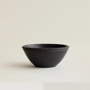 Service de vaisselle en céramique texturée noir mat - Bols et assiettes modernes et minimalistes pour la maison, le restaurant, l'hôtel, cadeau de mariage - Product Image 4