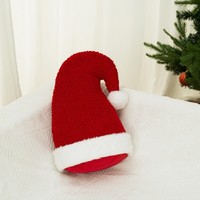 Coussin décoratif en forme de chapeau de Père Noël, en tissu polaire Sherpa doux, coussin en peluche en forme de chapeau de Noël, confortable, décoration de Noël 3D pour la maison, Chine