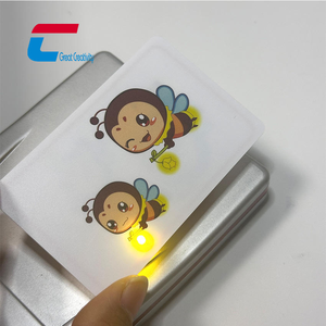 บัตร LED แสงสว่าง NFC สีดำด้าน พีวีซีเรืองแสง บัตรของขวัญธุรกิจดิจิทัลโซเชียลมีเดีย บัตรไฟ LED - Product Image 2