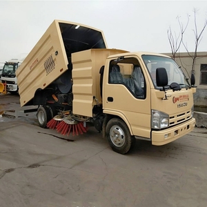 Camión barredor ISUZU 4X2, camión barredor de calles pequeño, camión de mantenimiento de carreteras - Product Image 2