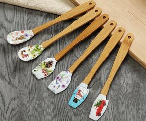 Spatule en silicone de qualité alimentaire avec manche en bois, outil de cuisine pour mélanger la crème et <span class=keywords><strong>le</strong></span> beurre, résistant à la chaleur, pour les cadeaux de <span class=keywords><strong>chef</strong></span>, spatule pour bol - Product Image 1