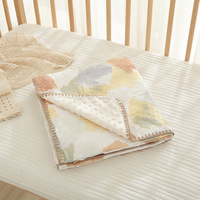 Vente en gros d'usine/OEM, couverture pour bébé en tissu de coton, couverture pour bébé en gaze toute saison, couverture apaisante en coton pur à motifs de dessins animés