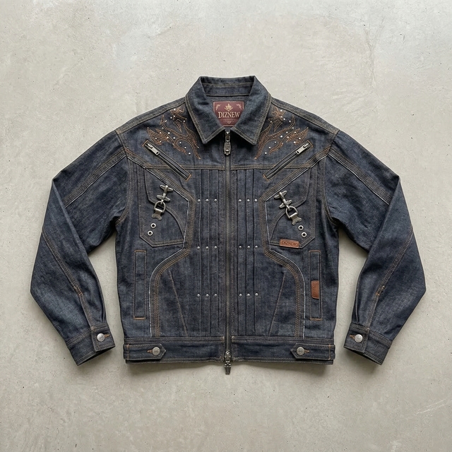 DiZNEW Mens Zip up Embroidered Denim Jacket Dark Wash Western Moto Trucker Coat With Metal Buckle Detail Custom OEM ODM Supply