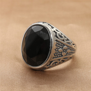 European American Style Men's <b>Titanium</b> Steel Oval <b>Ring</b> <b>Black</b> Gemstone Bezel Setting Geometric Design Gift Jewelry 21006 - Product Image 3