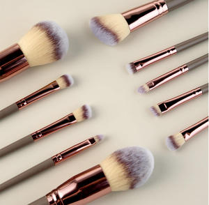 Kfeier bán buôn biểu tượng tùy chỉnh 15pcs 7pcs trang điểm bàn chải Kit Facial Foundation Brush <span class=keywords><strong>Make</strong></span> up Brush Set với bao bì - Product Image 4