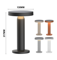Lampe de table LED étanche IP44 au design moderne 3000K à gradation solaire continue pour jardin extérieur alimenté par batterie