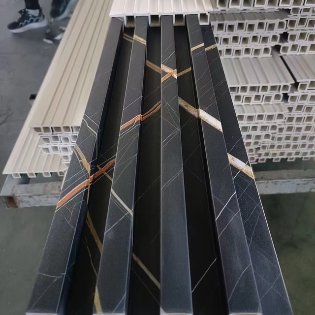 China Factory Price WPC Wall Panel Wooden Grain Interior Fluted Wall Panels for Decoration
