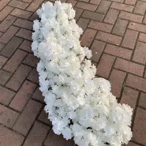L-356 नई डिजाइन लचीला 100cm लंबाई सफेद चेरी खिलना फूल कृत्रिम रेशम टेबल धावक फूल शादी के लिए