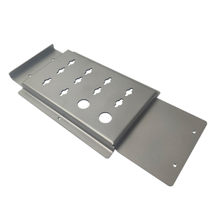 Fabrication sur mesure de tôles métalliques ISO 9001, accessoires automobiles et moto, découpe laser, soudage, pliage. - Product Image 1