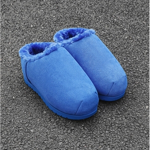 Nouvelles Bottes de Neige en Peluche Personnalisables 2025 – Chaussures Décontractées Thermiques et Chaudes en Fourrure pour Hommes et Femmes, Idéales Automne-Hiver, Haute Qualité - Product Image 1