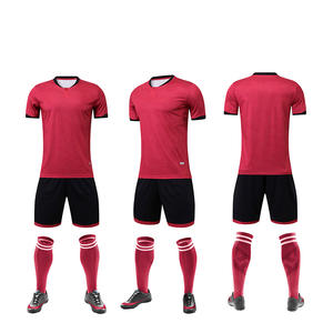 Maglia da calcio e pantaloncini sport Kit di allenamento rosso giovanile divise da calcio all'ingrosso maglia da calcio bianco per uomo - Product Image 2