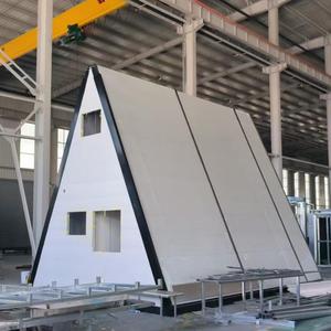 บ้านทรงสามเห<span class=keywords><strong>ล</strong></span>ี่ยมสำเร็จรูปแบบสองชั้น โครงสร้างเอเฟรม วิวพาโนรามา ระบบออฟกริด สำหรับการอยู่อาศัยอย่างยั่งยืน พร้อมห้องนอนใต้ห<span class=keywords><strong>ล</strong></span>ังคา - Product Image 5