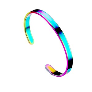 Pulsera Abierta en Forma de C de Acero Inoxidable con Logotipo Personalizado al por Mayor, Brazalete Ajustable de Acero de Titanio para Mujer, Regalo de Navidad - Product Image 3