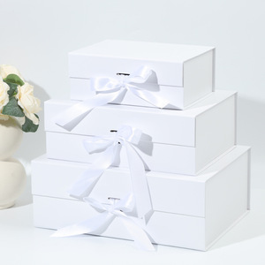 Boîte cadeau magnétique pliable élégante pour la Saint-Valentin, pour <span class=keywords><strong>parfum</strong></span>, avec rabat, ruban, boîte cadeau <span class=keywords><strong>de</strong></span> <span class=keywords><strong>luxe</strong></span>, <span class=keywords><strong>logo</strong></span> personnalisé, vente en gros - Product Image 4