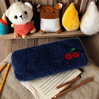Multifonction mignon étudiant kawaii dessin animé grande capacité école enfants pochette sac boîte cerise peluche trousse à crayons