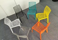 Chaise en plastique, confortable pour les loisirs en plein air, belle, pratique, simple et durable