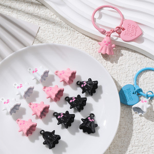 จี้โลหะผสมรูปผีสีดำชมพูขาว ของตกแต่งฮาโลวีน พวงกุญแจ DIY รูปการ์ตูน สำหรับใช้ภายในอาคาร - Product Image 3