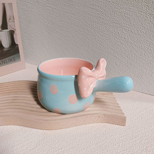 Bol en céramique avec poignée en forme de vague à trois dimensions, adorable et féminin - Product Image 5