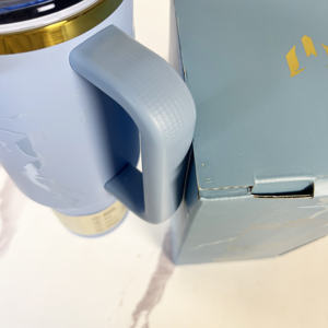 Venta al por mayor 40oz Messie Goat Stan Termo Handle Vasos <span class=keywords><strong>de</strong></span> agua Vaso <span class=keywords><strong>de</strong></span> invierno aislado Vasos <span class=keywords><strong>de</strong></span> agua Vaso <span class=keywords><strong>de</strong></span> paja <span class=keywords><strong>de</strong></span> acero inoxidable - Product Image 6