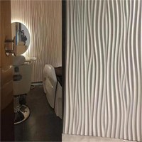 Panneau mural 3D argenté pour plafond, décoration intérieure, art mural WPC pour fond mural de luxe