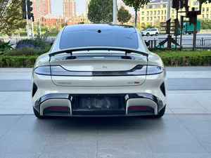 Súper <span class=keywords><strong>Valor</strong></span> 2024 Mi SU7 MAX ,Xiao-mi SU7, 4WD, Suspensión Neumática, 20000km Kilometraje en Excelente Estado - Product Image 4