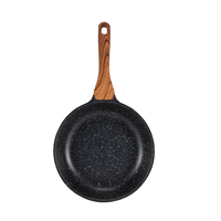 Poêle à frire de cuisson antiadhésive en céramique d'aluminium moulé sous pression de haute qualité Oem avec fond à induction