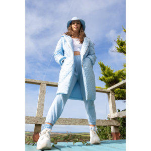เสื้อคลุมยาวผ้าควิลท์สตรีทสีฟ้า - Product Image 4